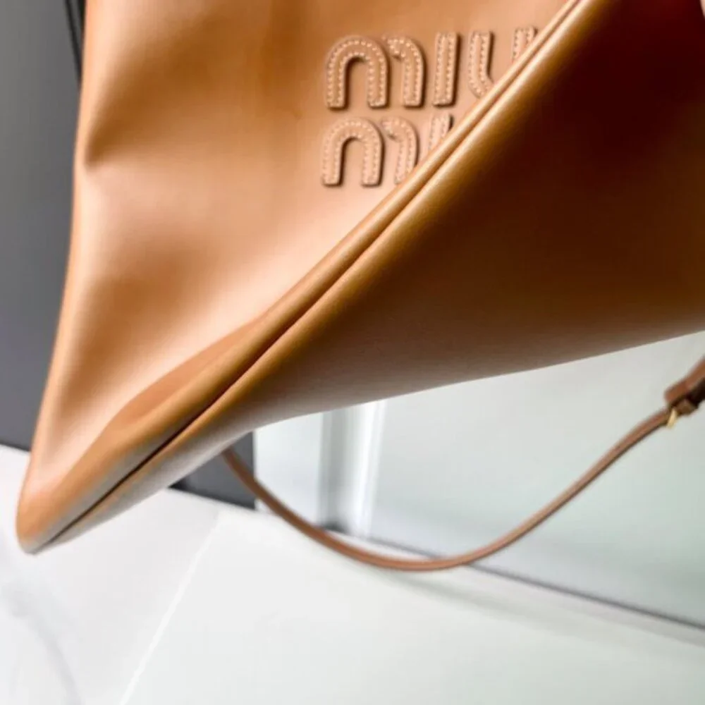 Miu Miu Ivy Suede And Crochet Shoulder Bag - Picture 7 of 9